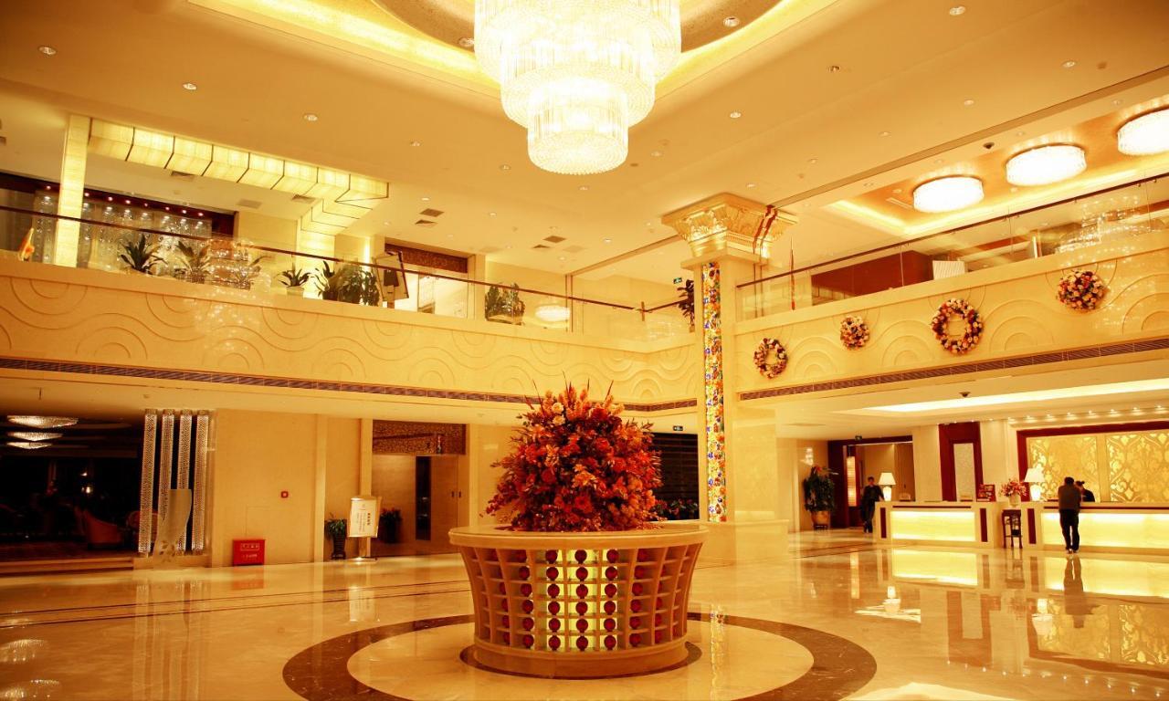 Beijing Lijingwan International Hotel Chaoyang  Экстерьер фото