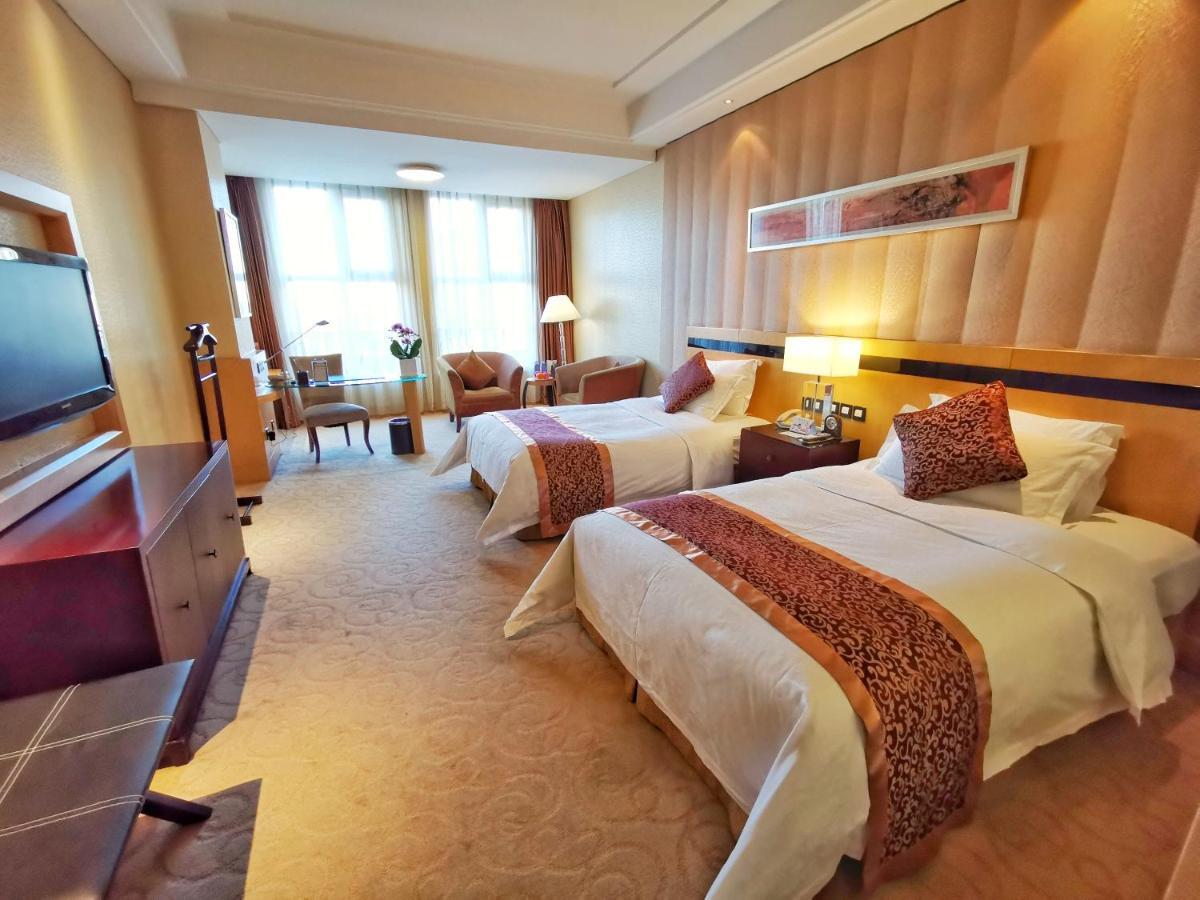 Beijing Lijingwan International Hotel Chaoyang  Экстерьер фото