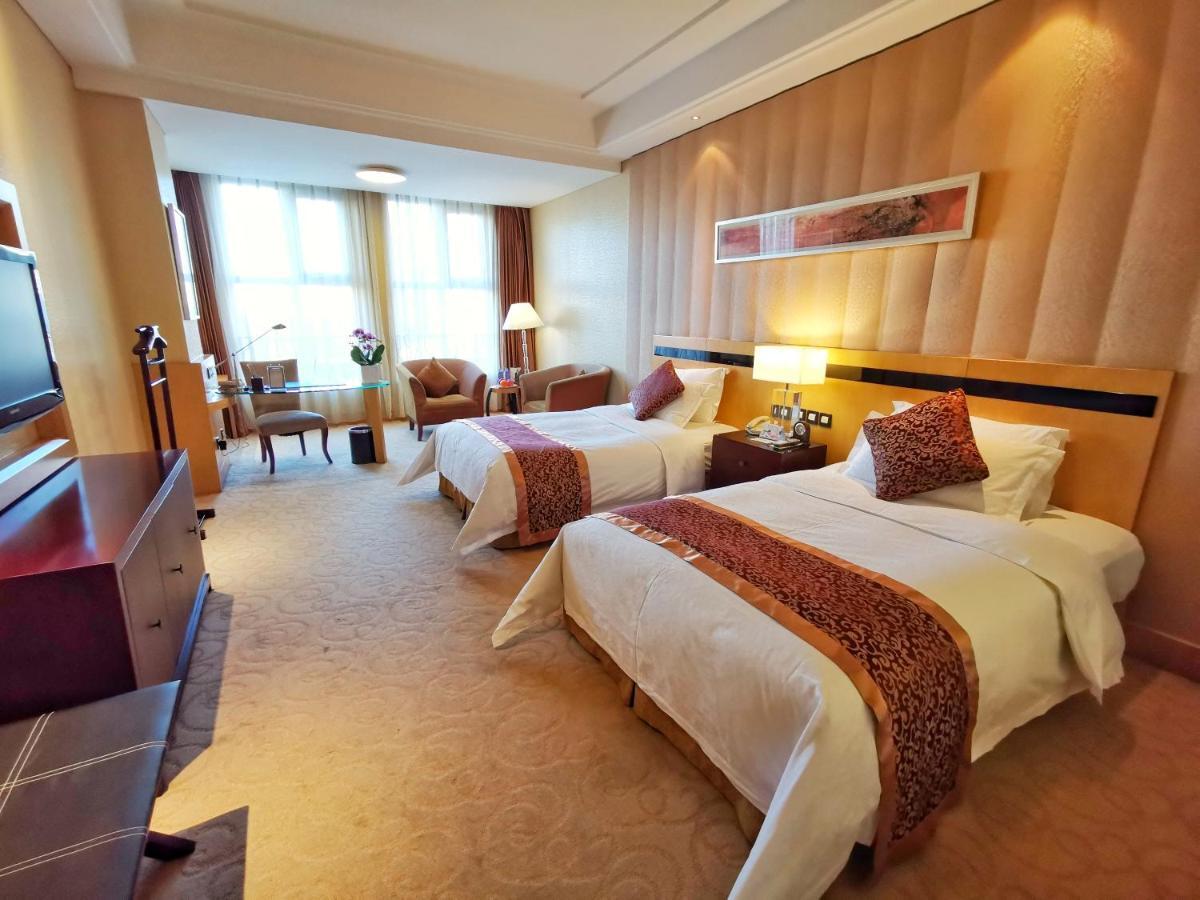 Beijing Lijingwan International Hotel Chaoyang  Экстерьер фото