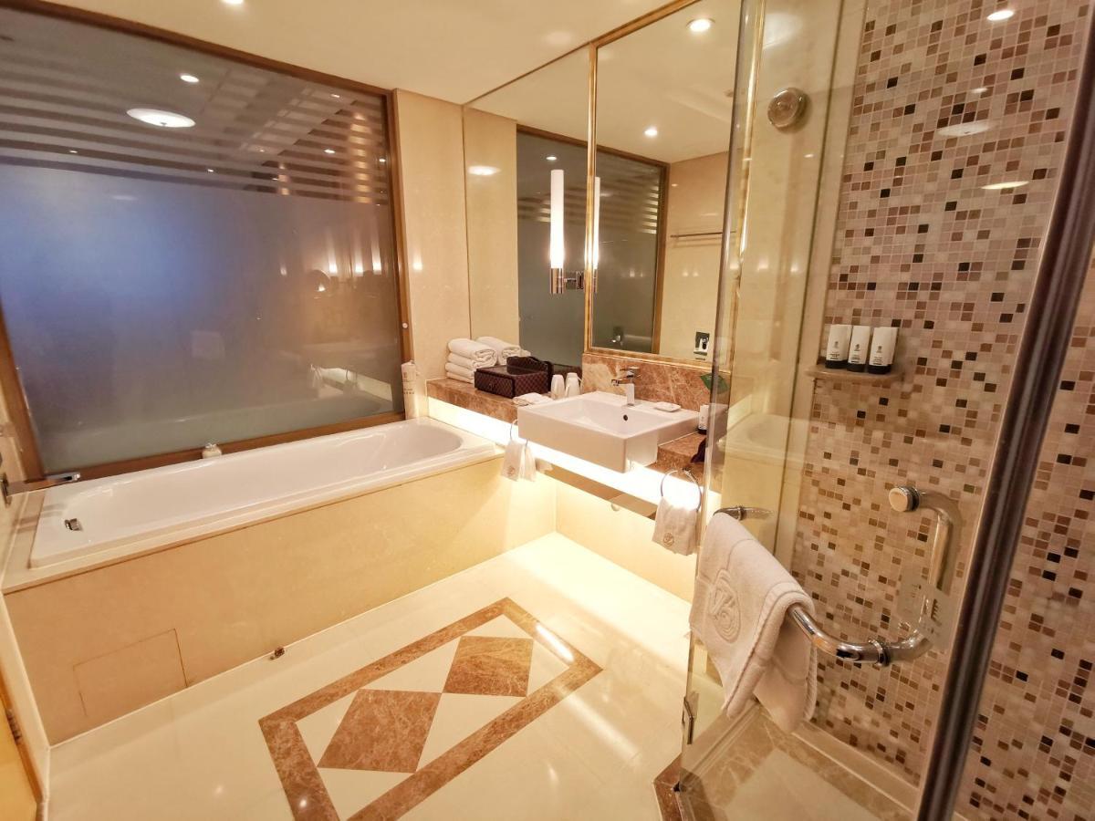 Beijing Lijingwan International Hotel Chaoyang  Экстерьер фото